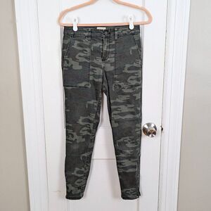 Sanctuary | Standard Surplus Camouflage Ankle Zip Pants Size 26